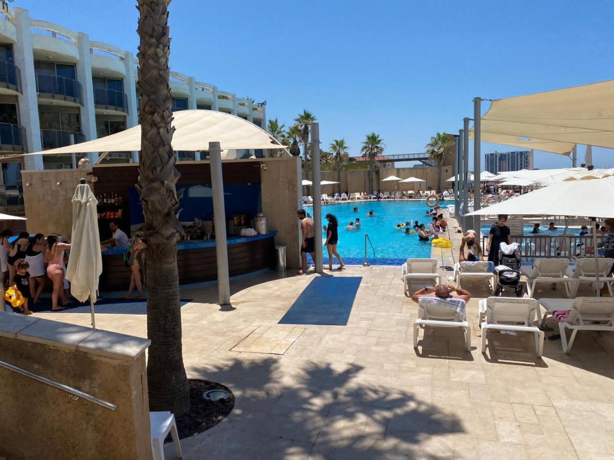 Апартаменти Sunny Sea View Studio Herzliya Екстер'єр фото