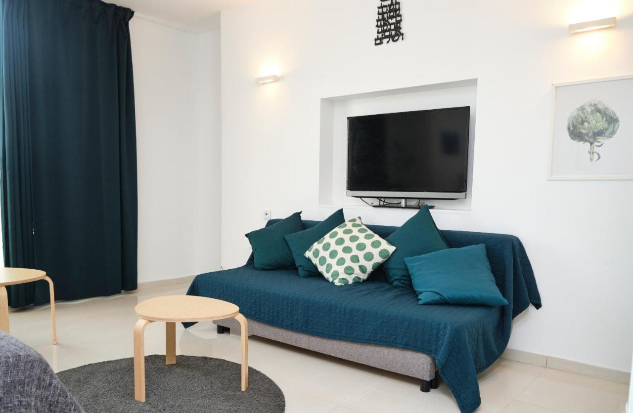 Апартаменти Sunny Sea View Studio Herzliya Екстер'єр фото